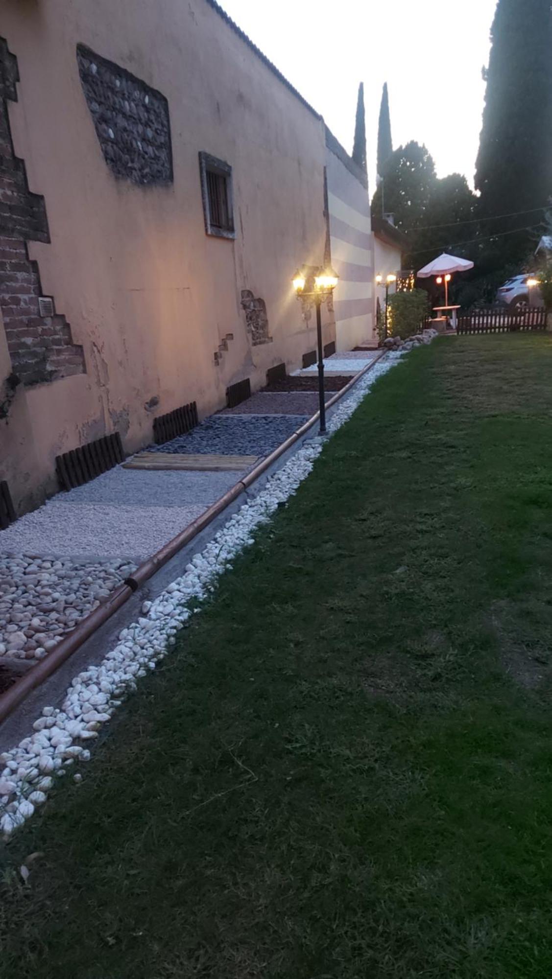 B&B Corte Colli Antichi Сона Екстер'єр фото