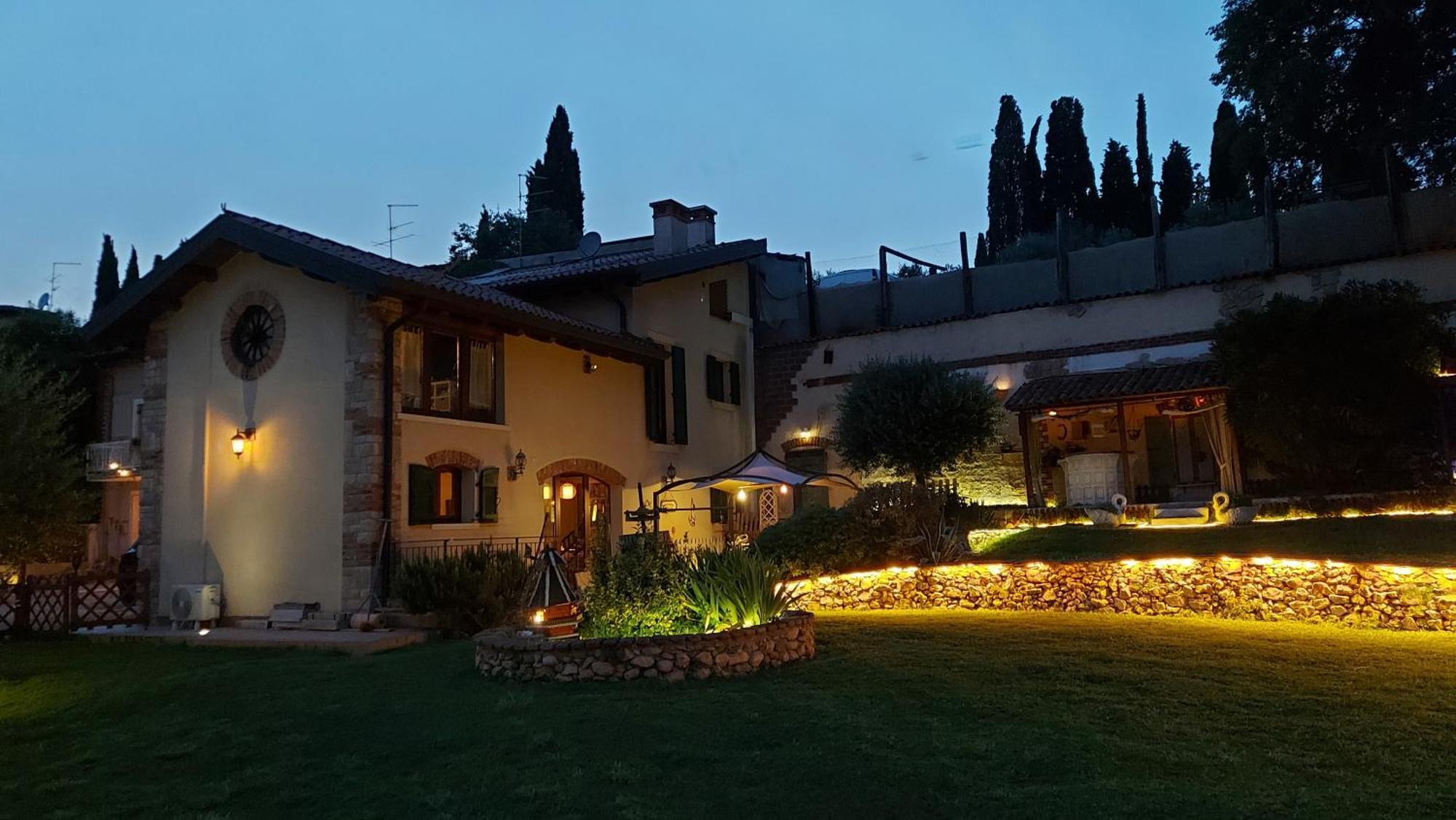 B&B Corte Colli Antichi Сона Екстер'єр фото
